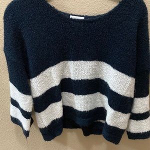 SWEATER GOOD CONDITION